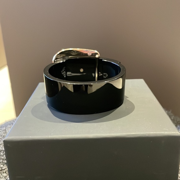 Chanel Bracelet (like new!) - Picture 2 of 6